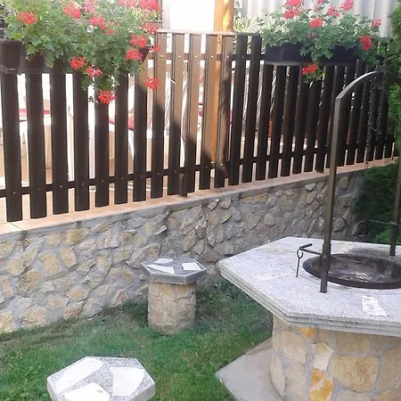 아파트 Nati Es Bea Vendeghaz