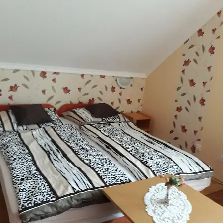 Apartament Nati Es Bea Vendeghaz *